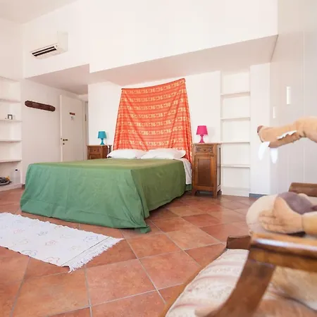 Casa Ferrari سارزانا